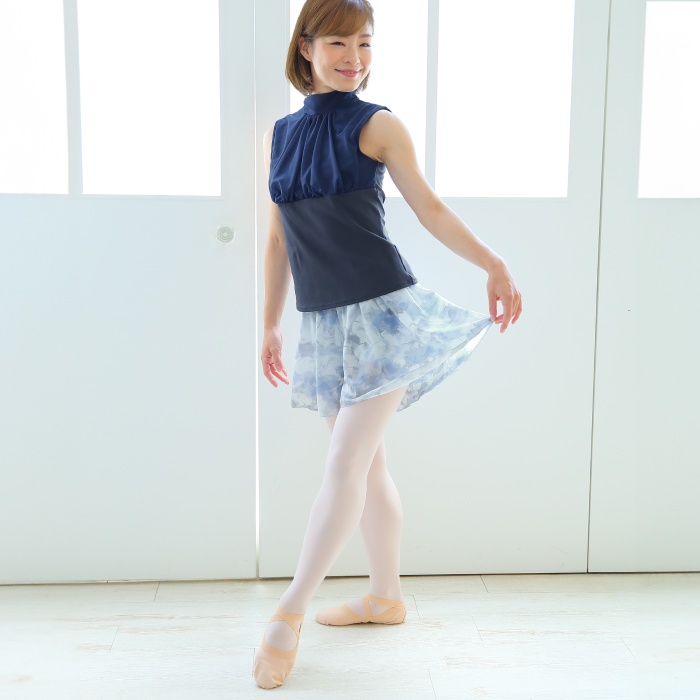 ロールダウンフレアパンツ