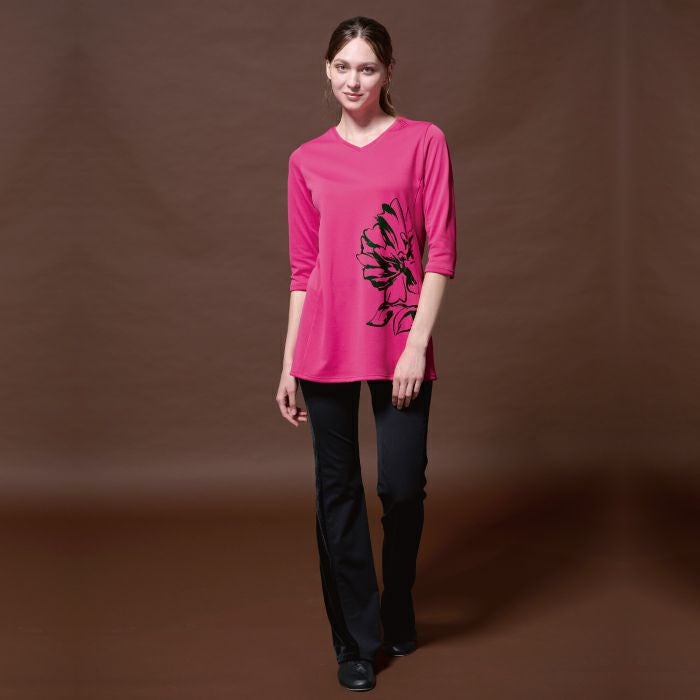 身体のラインを拾わない肉厚なチュニック